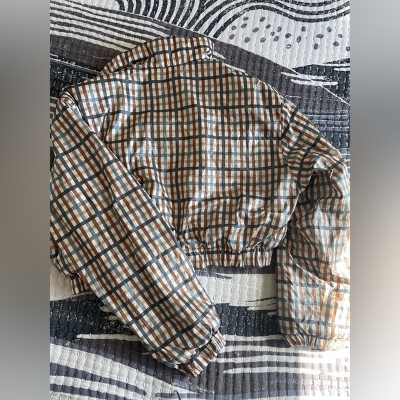 Zara cropped plaid puffer jacket - Picture 8 of 9